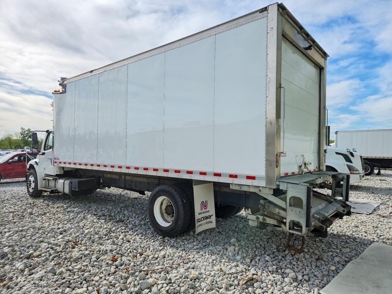 2023 FREIGHTLINER All other VIN 3ALACWFC3PDUG8130 photo 2