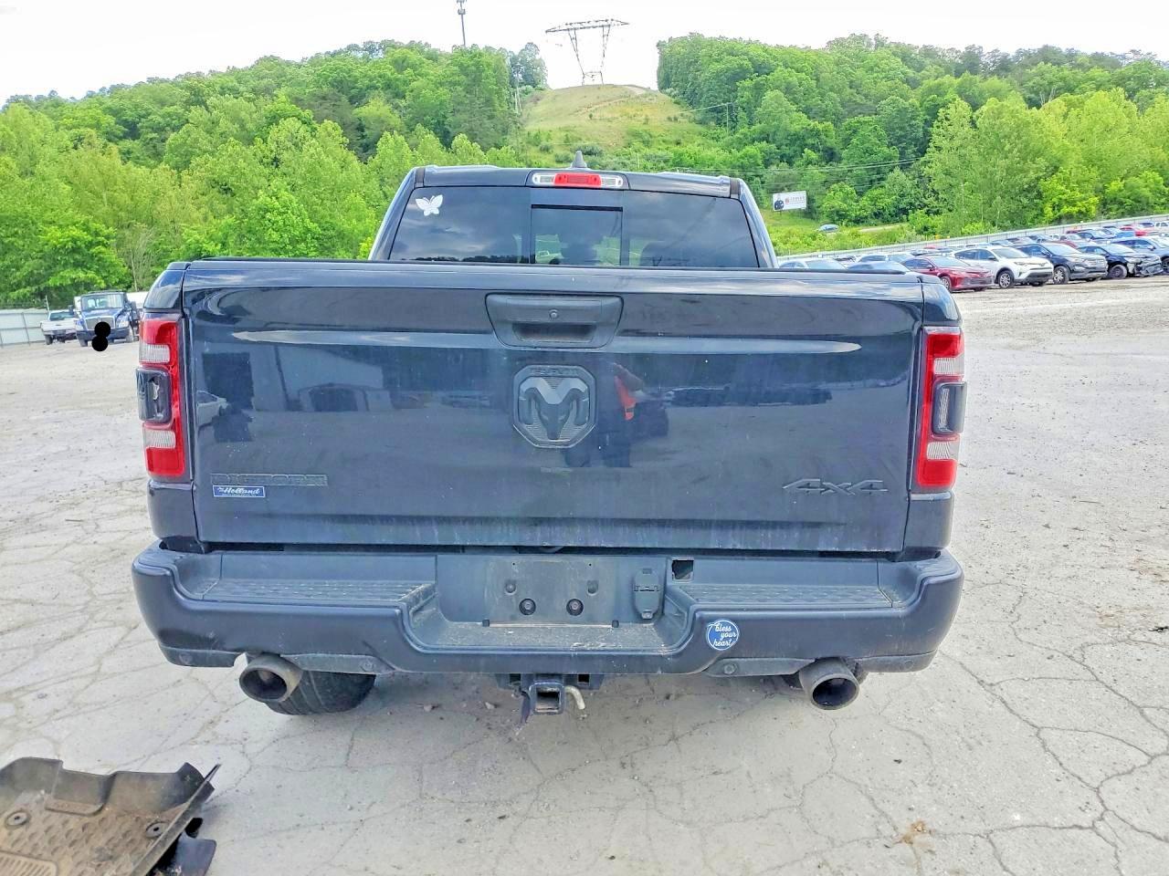 2020 Ram 1500 VIN 1C6SRFFT8LN307708 photo 6