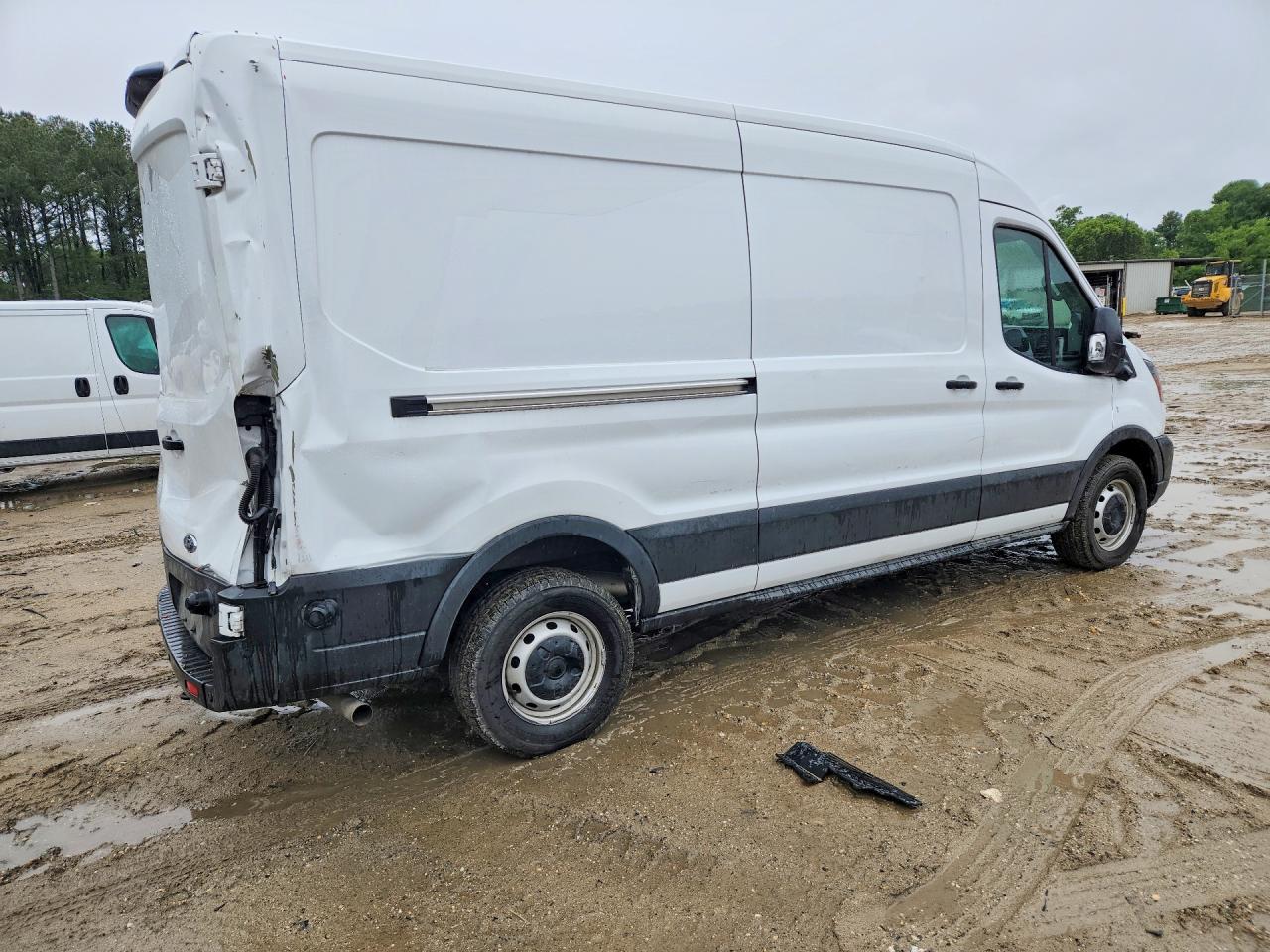 2024 Ford Transit VIN 1FTBR1C8XRKB17544 photo 3