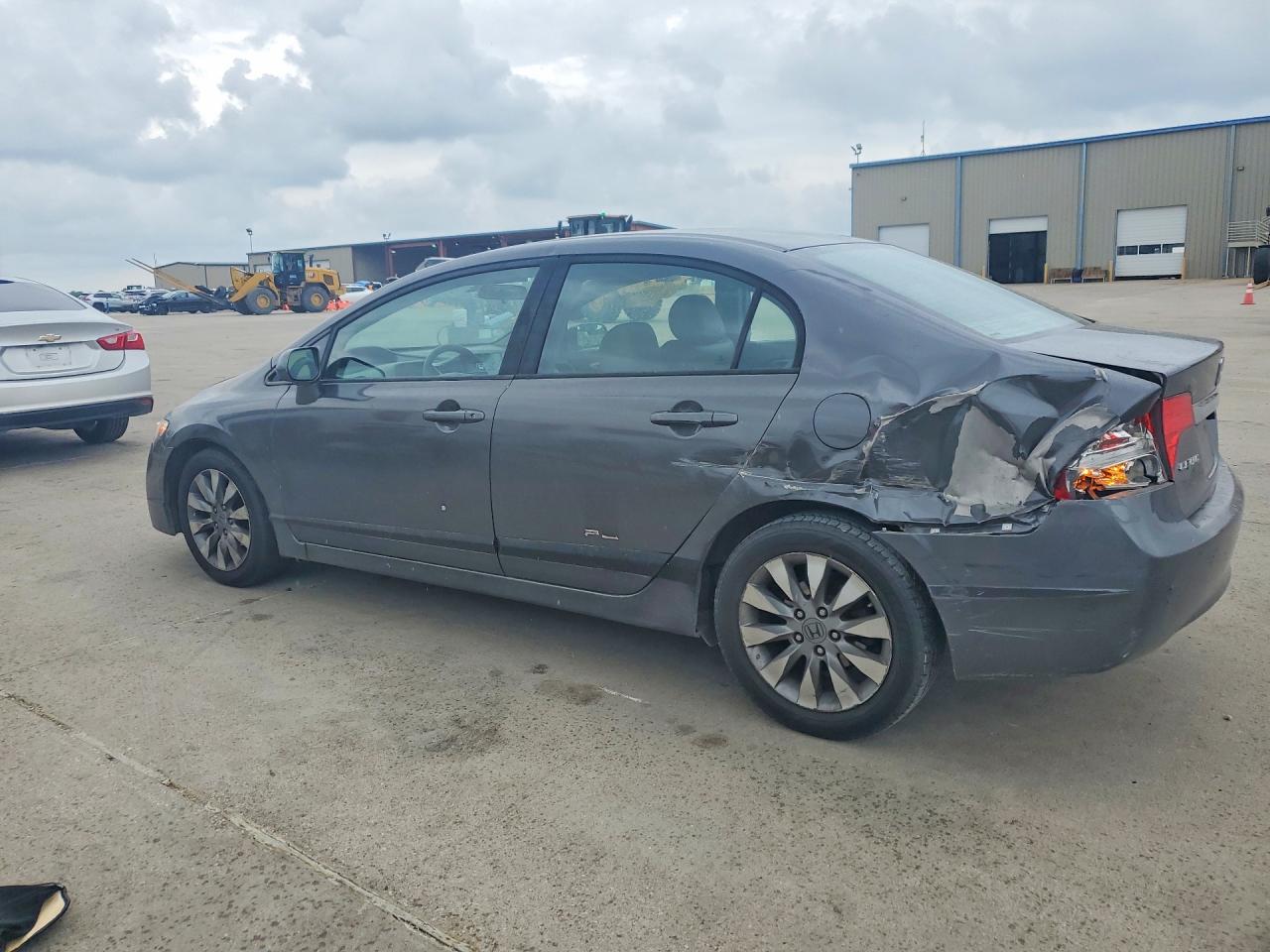 2010 Honda Civic VIN 2HGFA1F97AH527163 photo 2