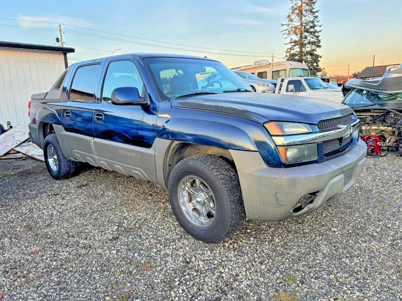 2002 Chevrolet Avalanche VIN 3GNEK13T32G137306 photo 1