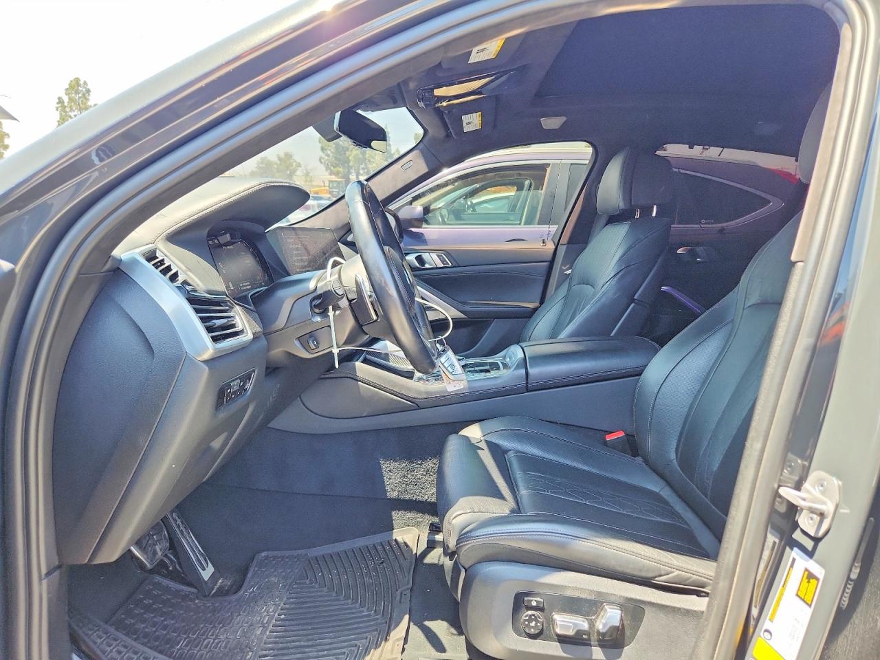 2023 BMW X6 VIN 5UXCY8C02P9P46583 photo 7