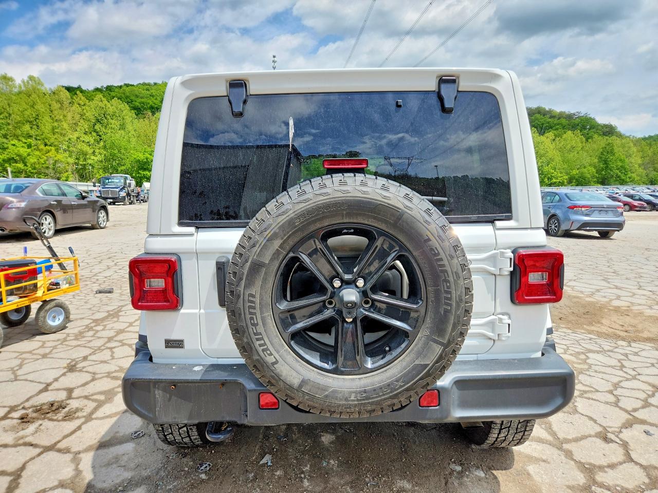2020 Jeep Wrangler / VIN 1C4HJXEN5LW145288 photo 6