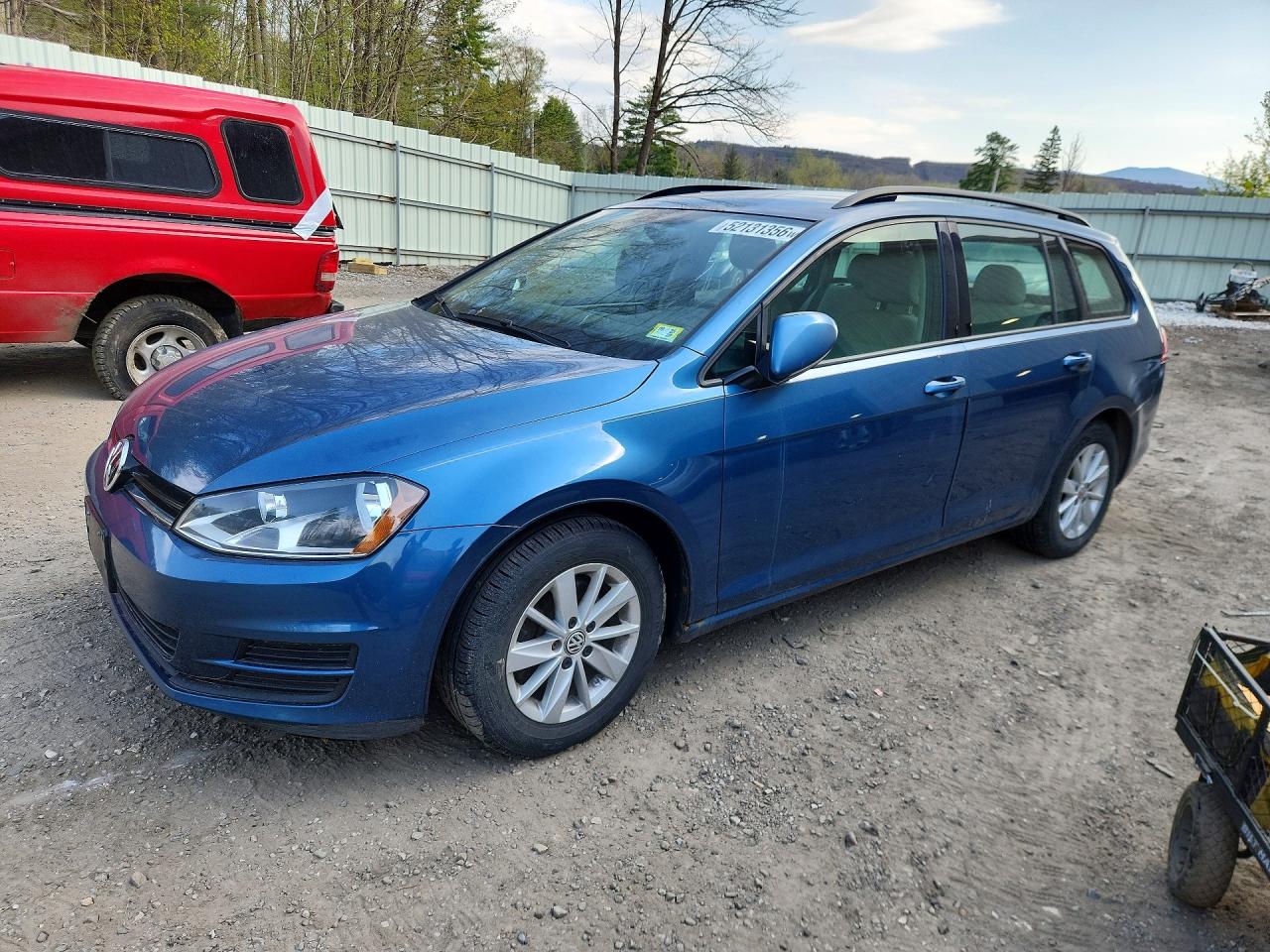 2016 Volkswagen Golf VIN 3VWA17AUXGM518214 photo 1