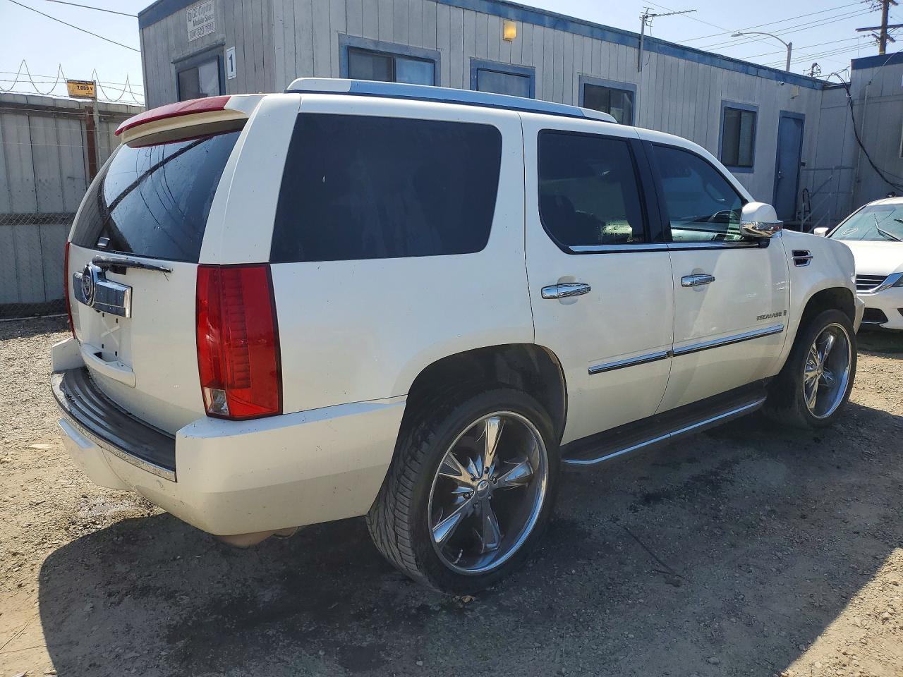 2007 Cadillac Escalade VIN 1GYFK63887R318134 photo 3