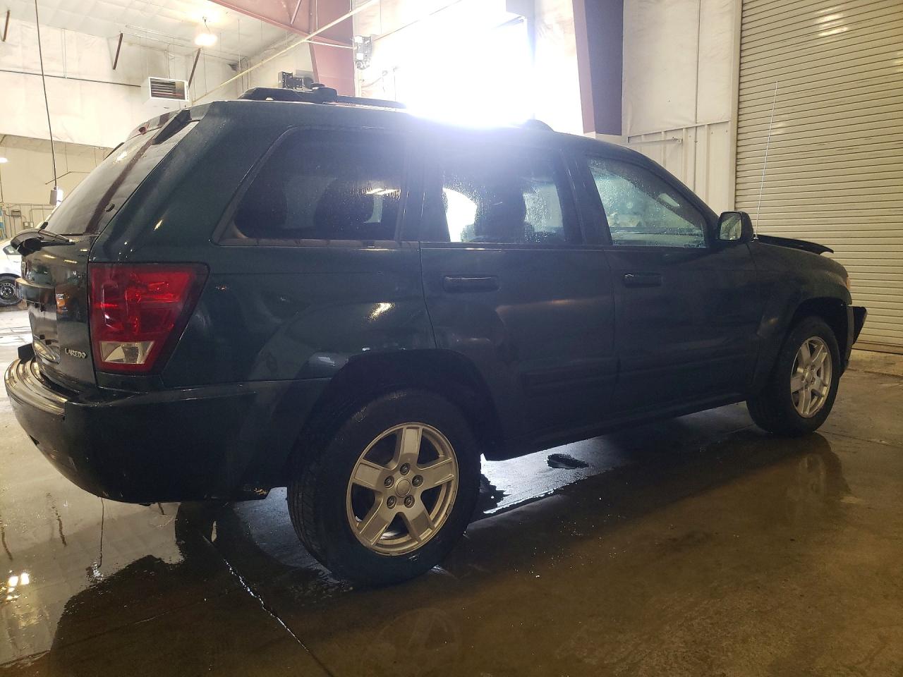 2005 Jeep Cherokee VIN 1J4GR48K85C591678 photo 3