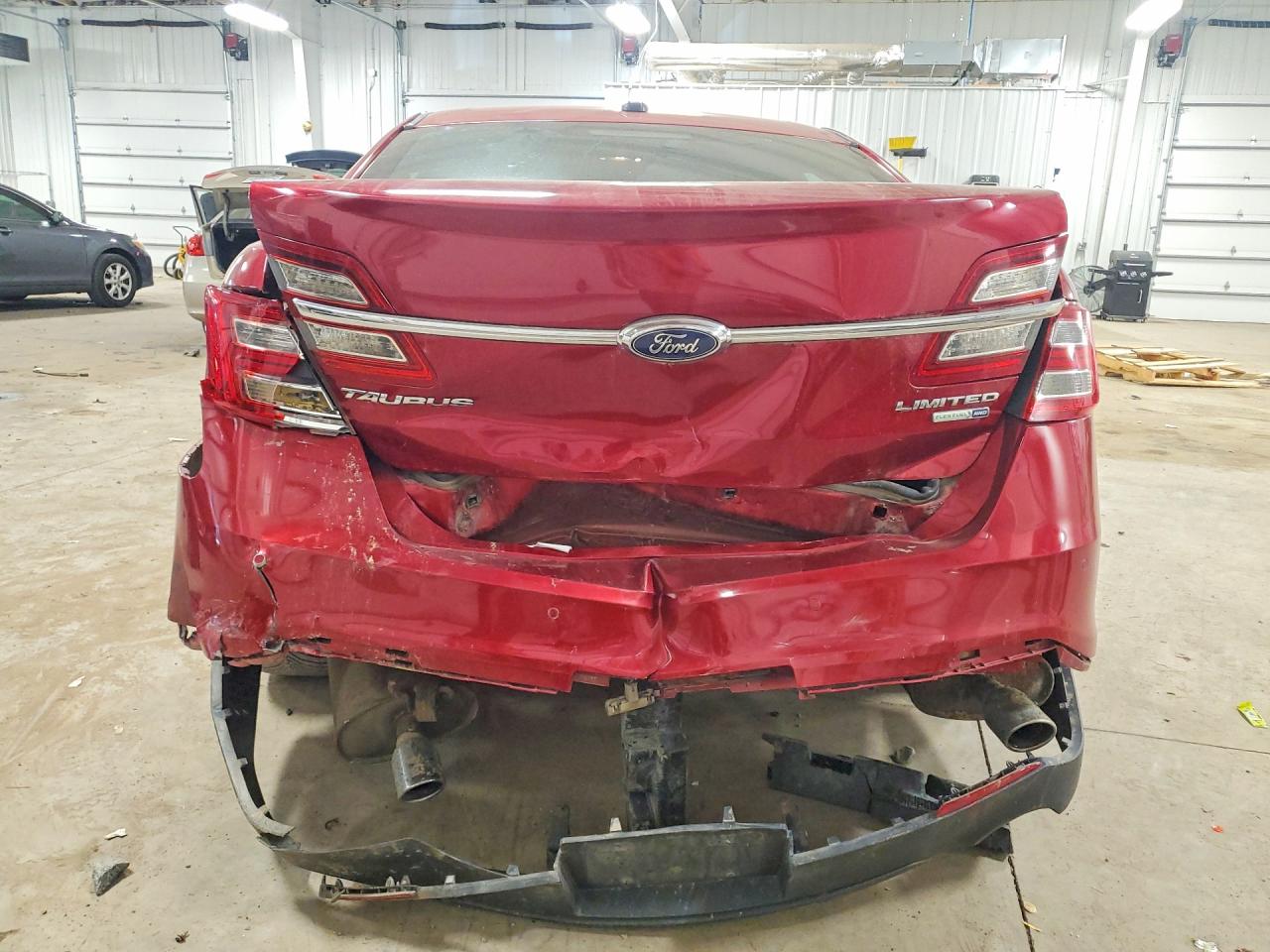 2015 Ford Taurus VIN 1FAHP2J85FG157690 photo 6