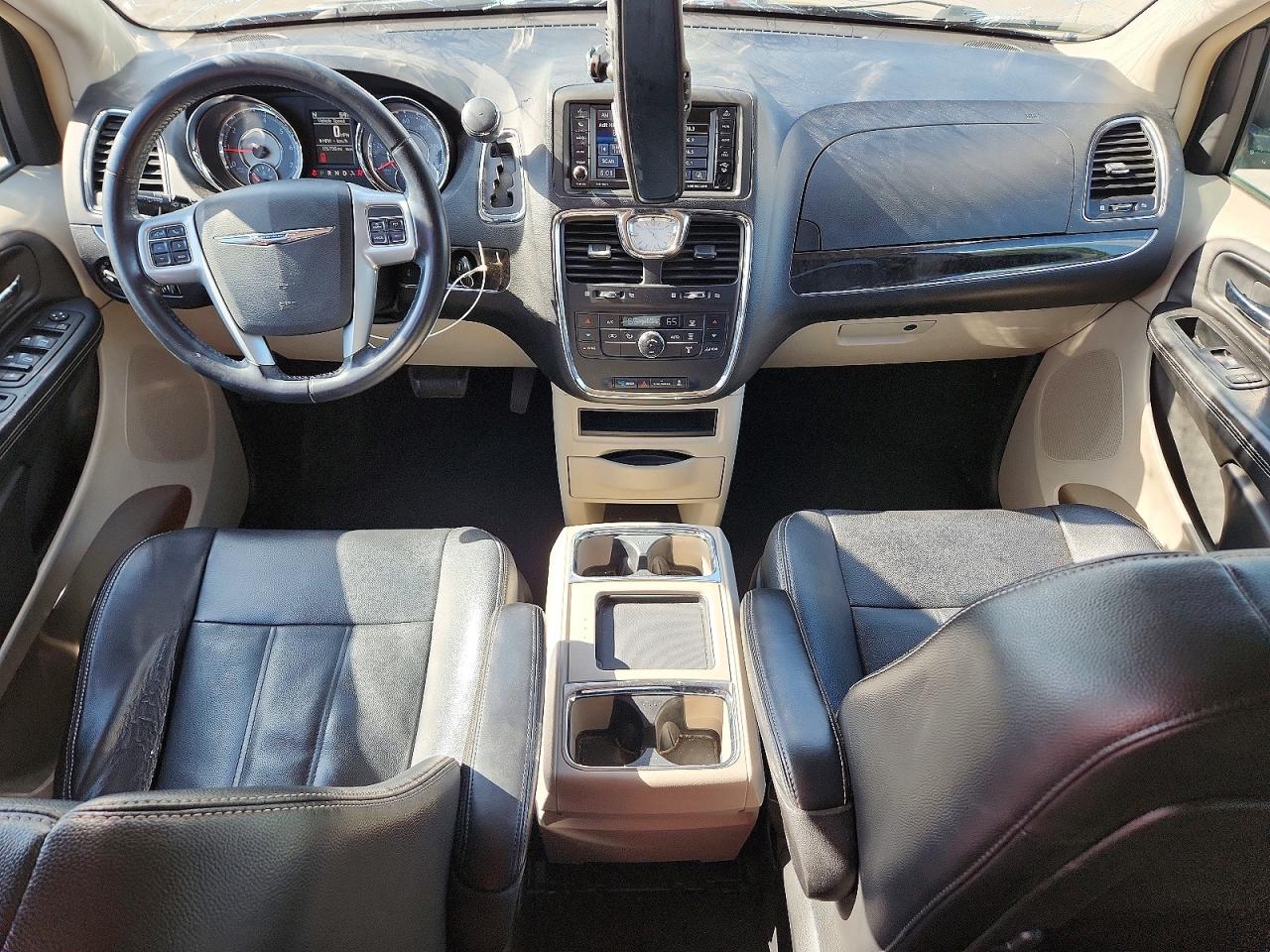 2014 Chrysler Minivan VIN 2C4RC1BG3ER178075 photo 8