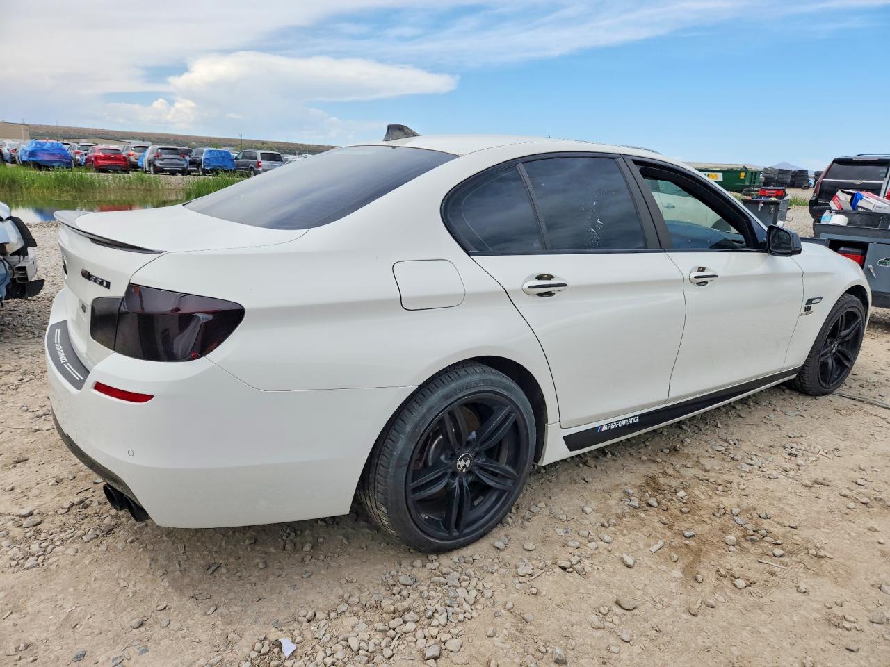 2013 BMW 5 series VIN WBAFU9C53DDY70895 photo 3