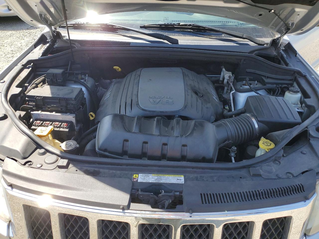 2011 Jeep Cherokee VIN 1J4RR6GT8BC550476 photo 12