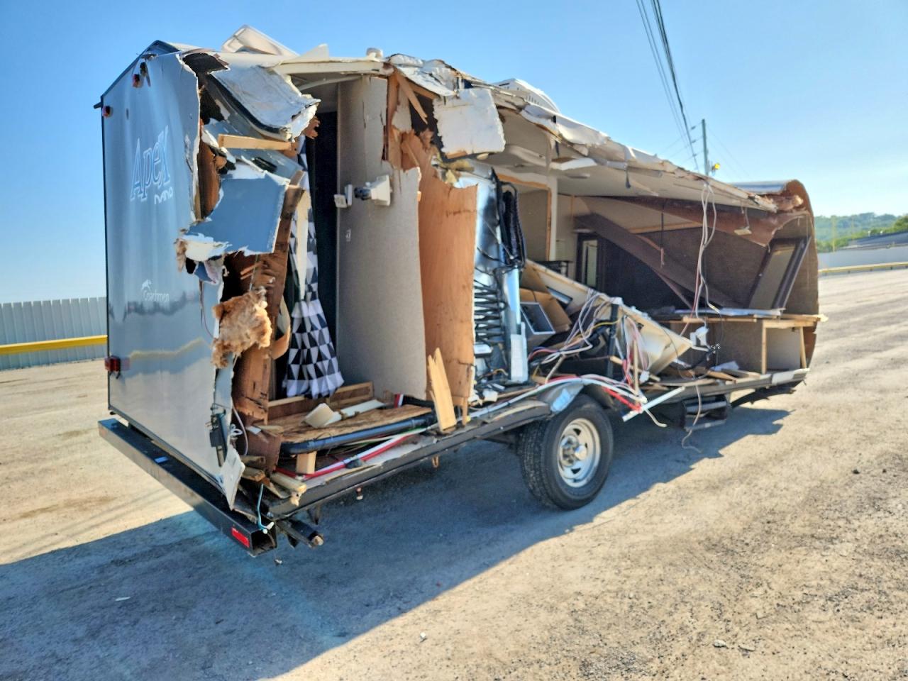 2018 FOREST Coachmen a VIN 5ZT2CXHC1JL003351 photo 4