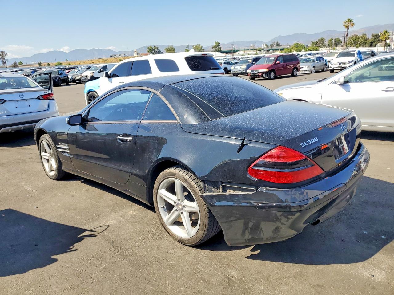 2004 Mercedes-Benz Sl-class VIN WDBSK75FX4F082989 photo 2