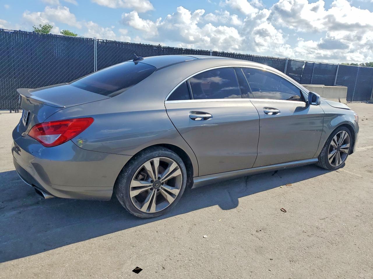 2016 Mercedes-Benz Cla-class VIN WDDSJ4EB3GN313912 photo 3