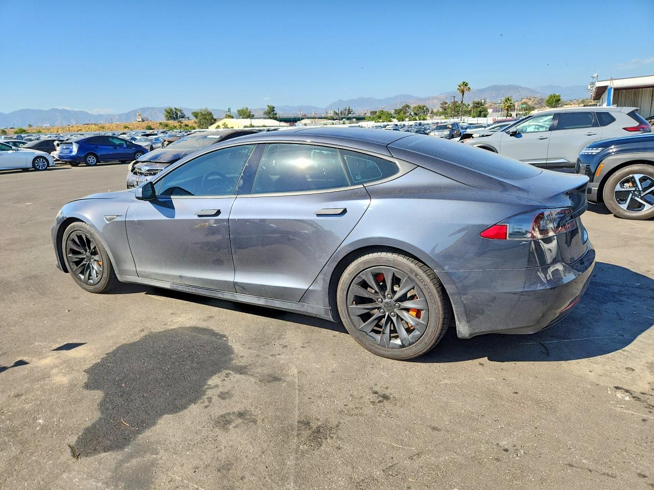 2016 Tesla Model s VIN 5YJSA1E2XGF157195 photo 2