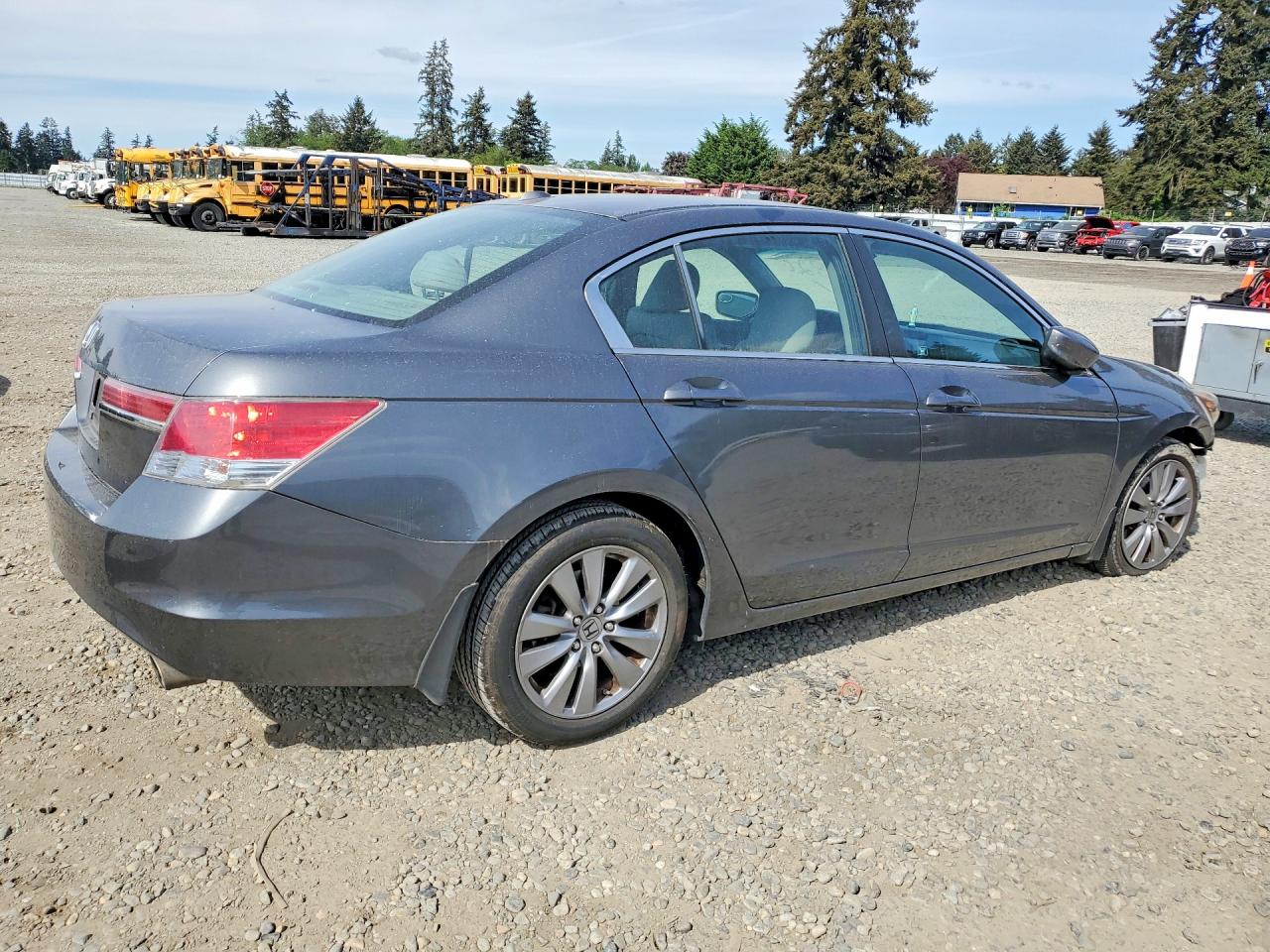 2012 Honda Accord VIN 1HGCP2F88CA119562 photo 3