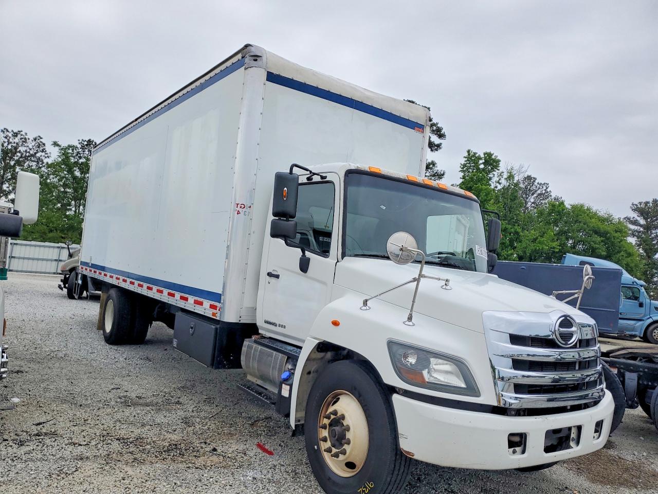 2017 HINO All other VIN 5PVNE8JV9H4S56223 photo 4