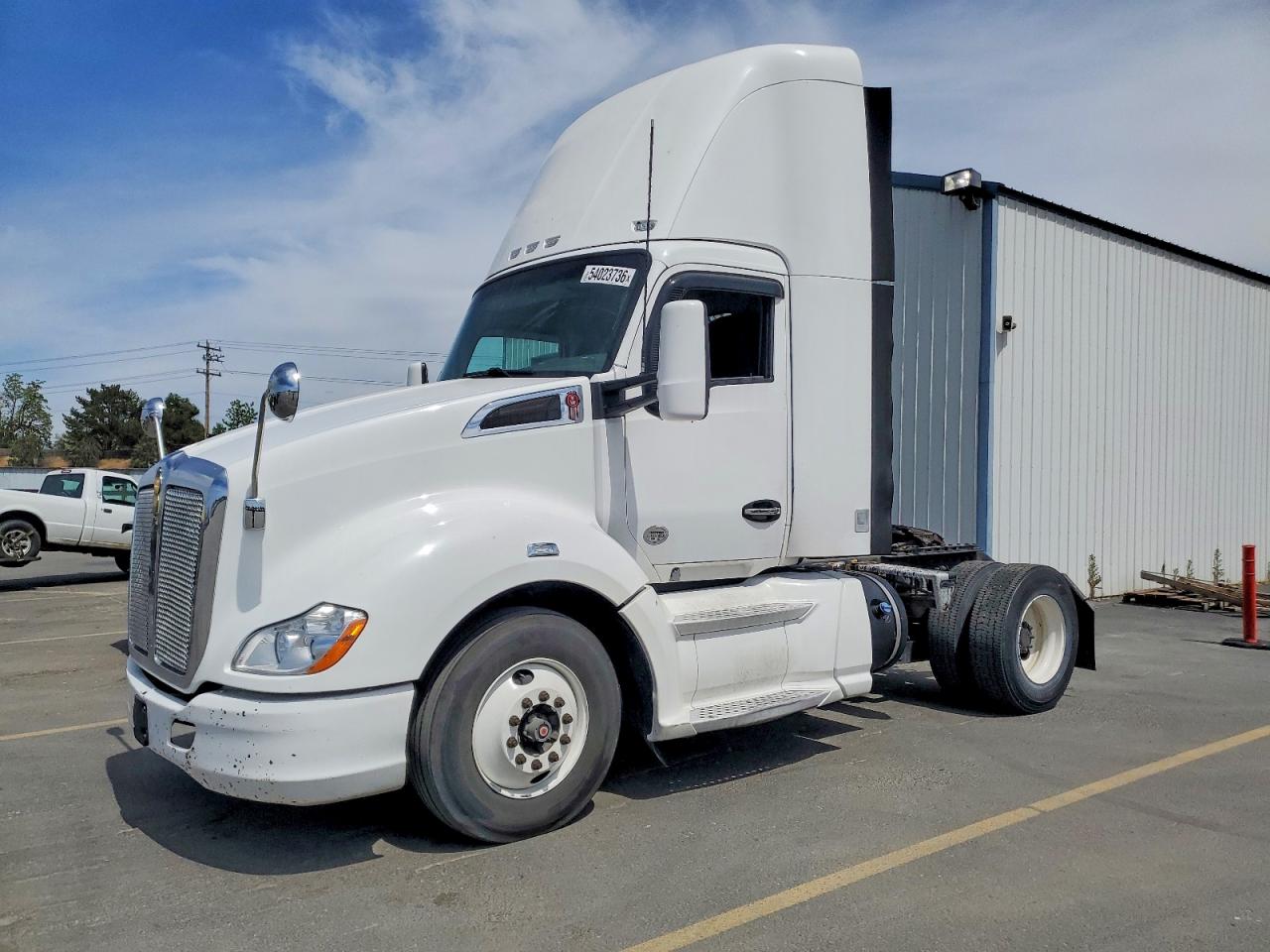 2014 KENWORTH All other VIN 1XKYA48XXEJ402624 photo 2
