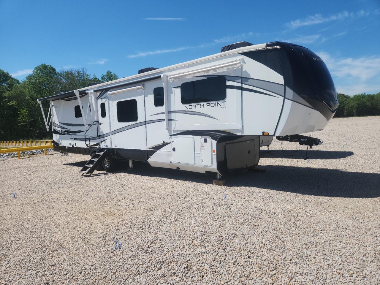 2022 JAYCO All models VIN 1UJCJ0BVXN1LF0462 photo 1
