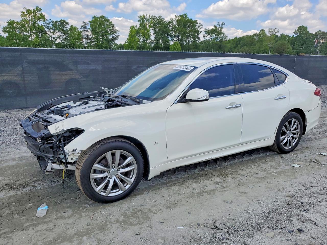 2018 Infiniti Q70 VIN JN1BY1AP9JM180160 photo 1