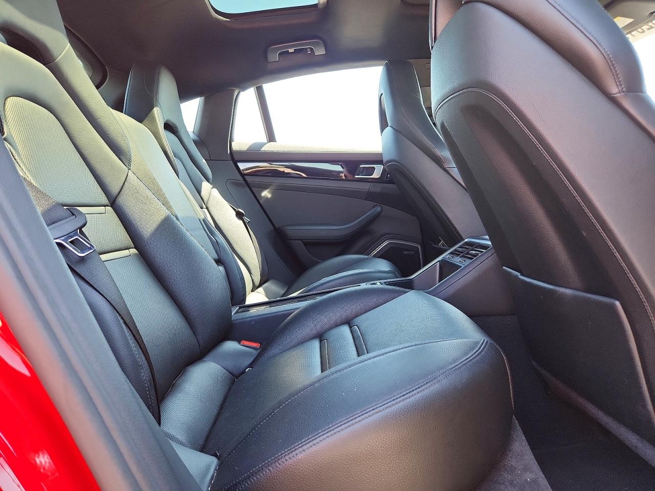 2018 Porsche Panamera VIN WP0AA2A7XJL100969 photo 10