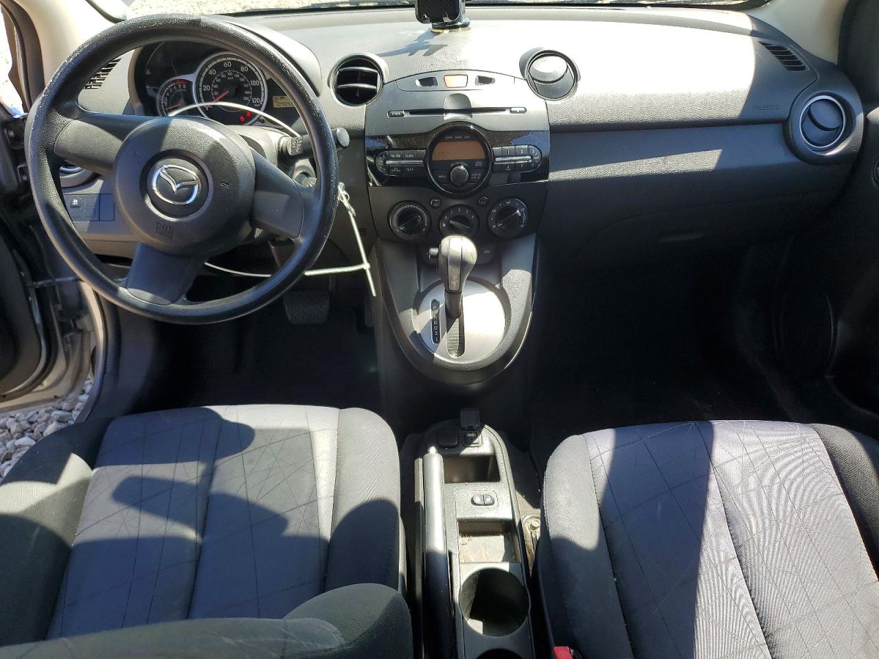 2014 Mazda 2 VIN JM1DE1KZ6E0187014 photo 8