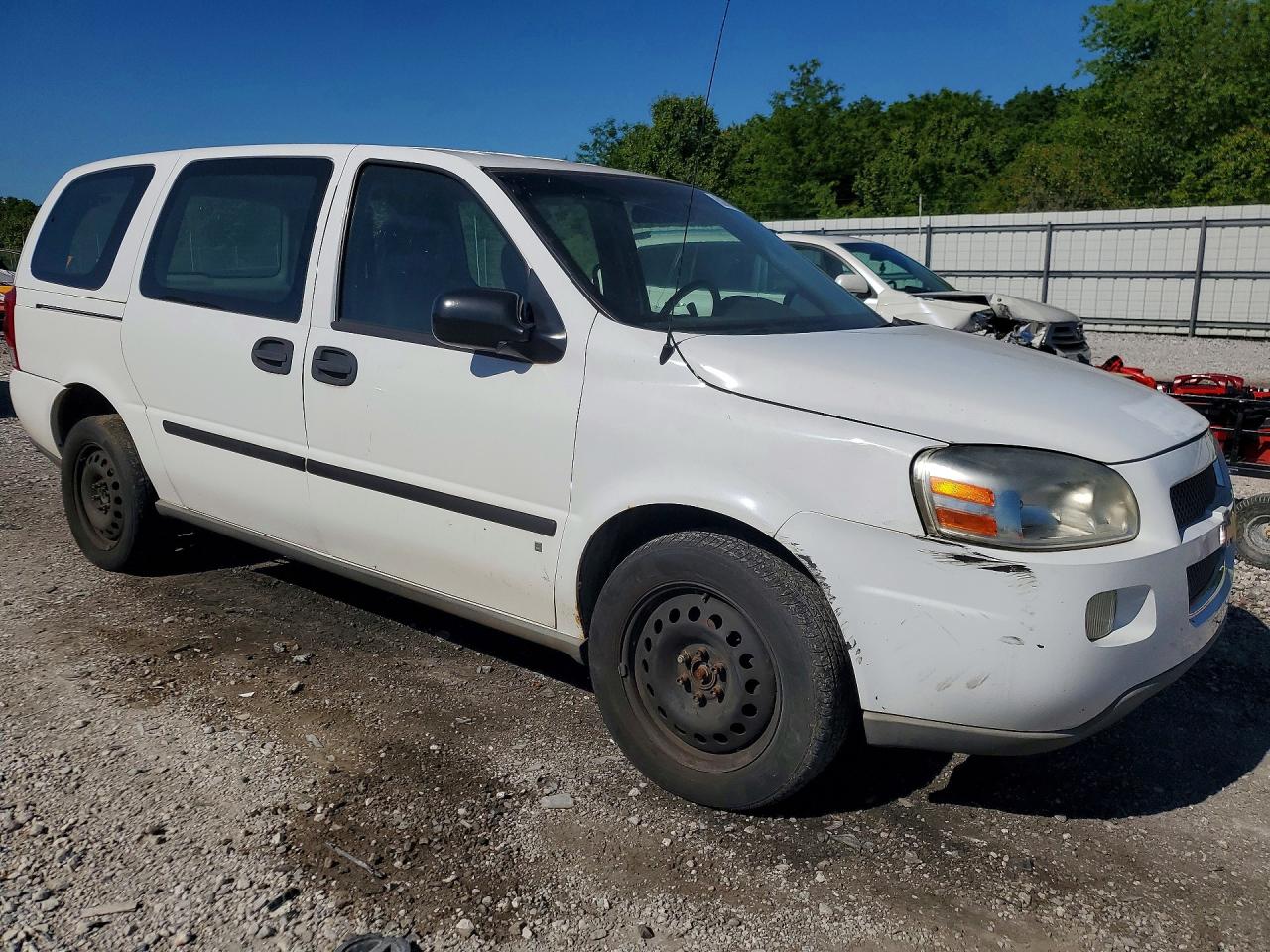 2008 Chevrolet Uplander VIN 1GBDV13W58D115615 photo 4