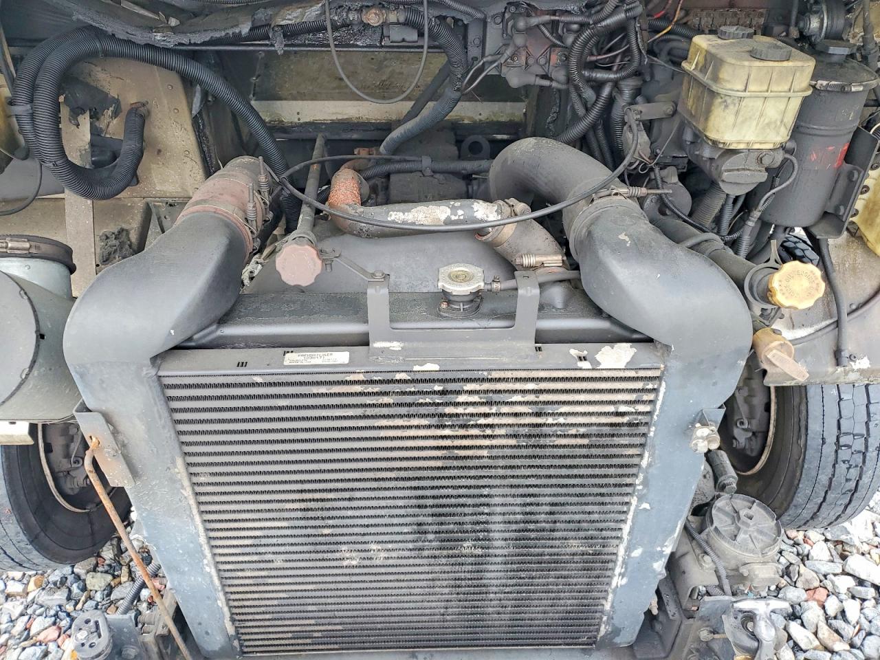 2000 FREIGHTLINER All other VIN 4UZA4FF41YCF81362 photo 12