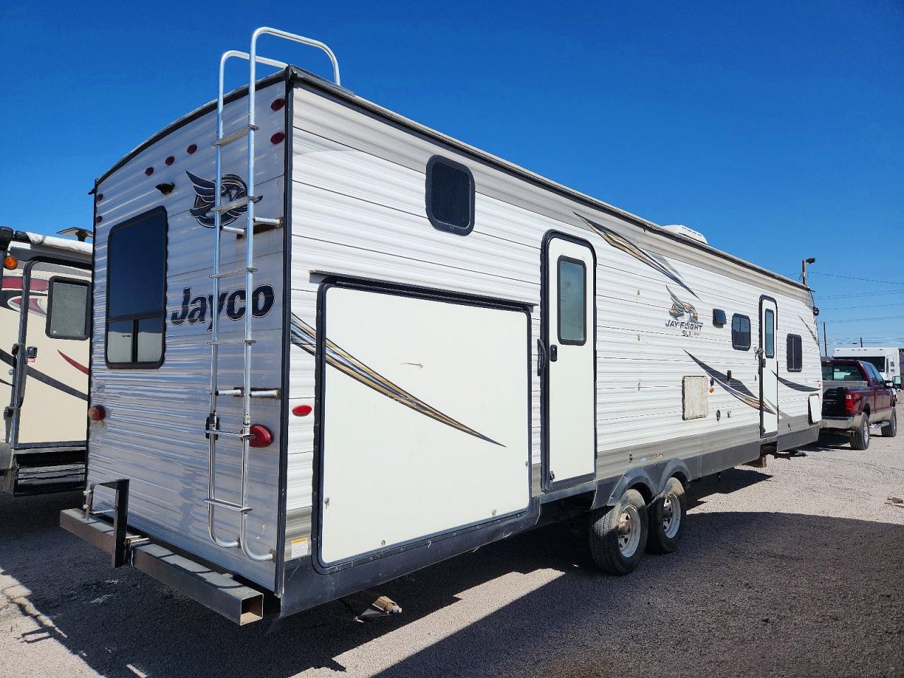 2019 JAYCO Recreation VIN 1UJBJ0BTXK17T0539 photo 4