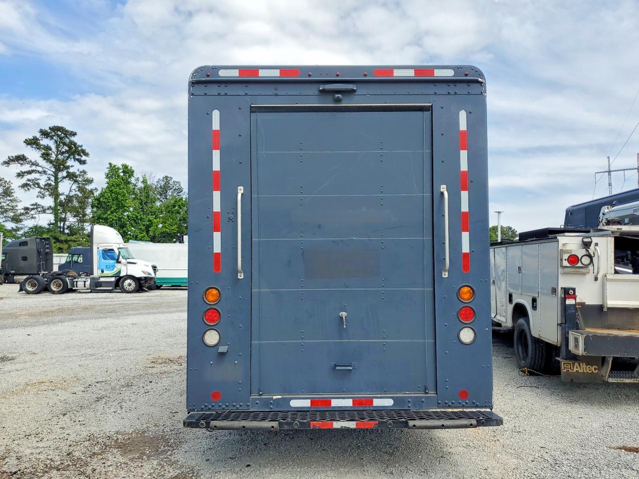 2021 FREIGHTLINER All other VIN 4UZAC2EA6MCMM9224 photo 6