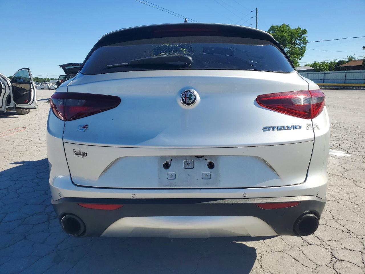 2018 Alfa Stelvio VIN ZASFAKPN6J7B92299 photo 6