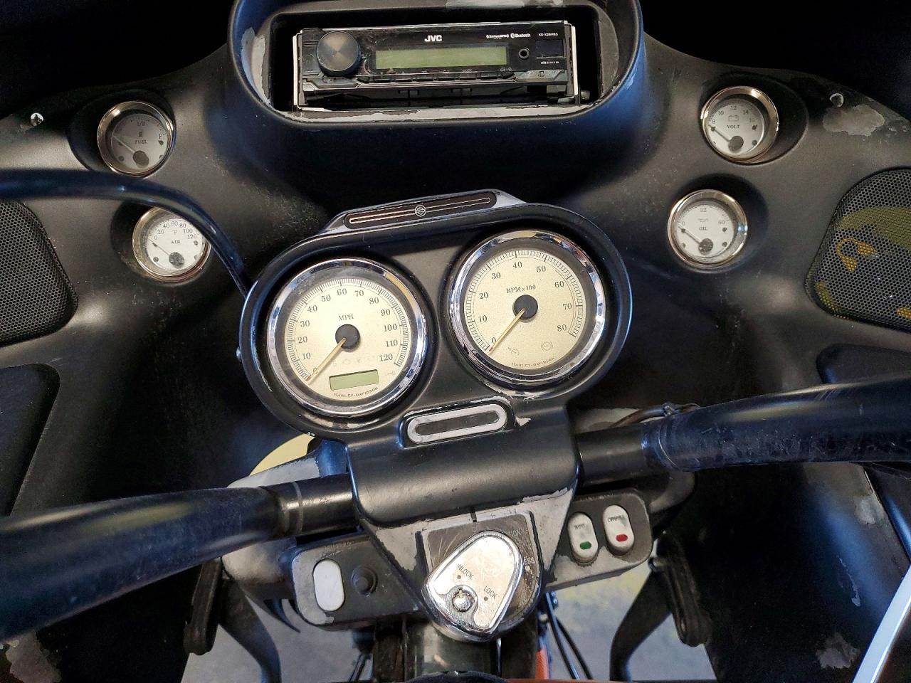 2010 HARLEY Fl VIN 1HD1KH412AB629098 photo 7