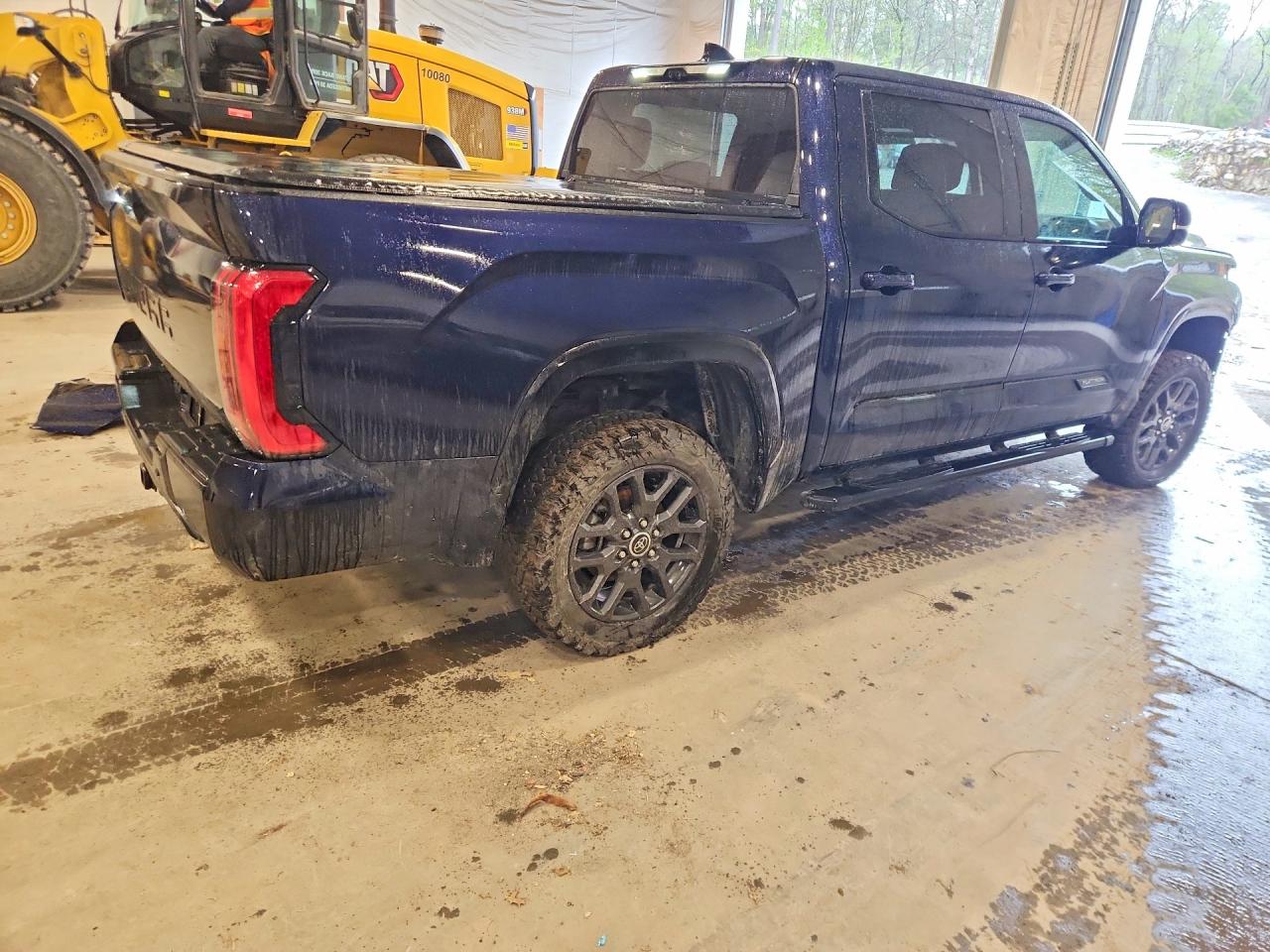 2023 Toyota Tundra VIN 5TFNA5DB6PX096889 photo 3