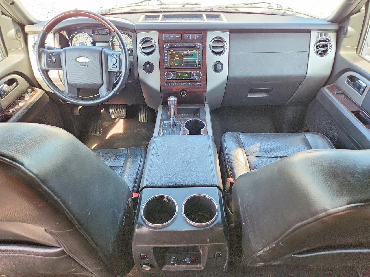 2010 Ford Expedition VIN 1FMJK2A58AEA64288 photo 8