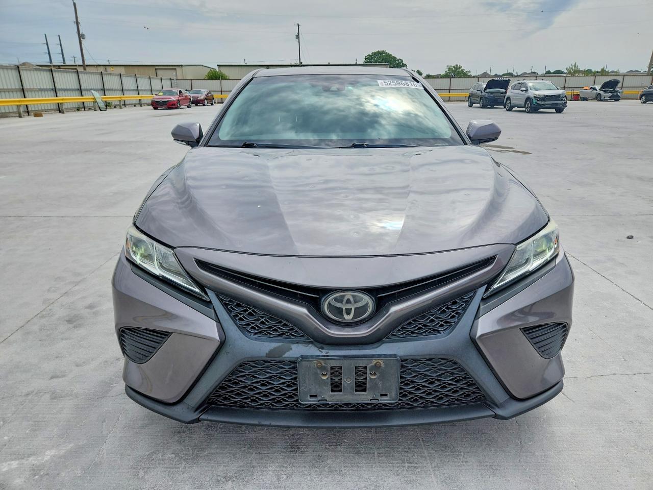 2018 Toyota Camry VIN 4T1B11HK7JU582511 photo 5