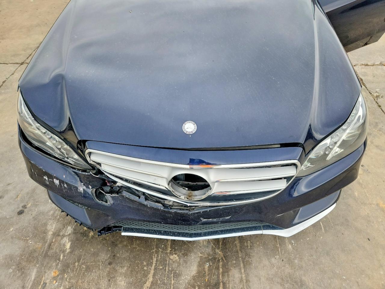 2016 Mercedes-Benz E-class VIN WDDHF8JB5GB231769 photo 11