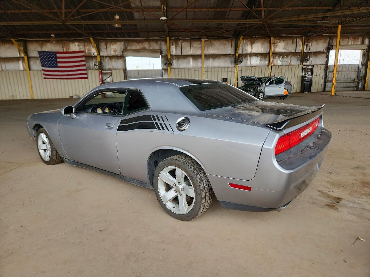 2014 Dodge Challenger VIN 2C3CDYAGXEH112078 photo 2