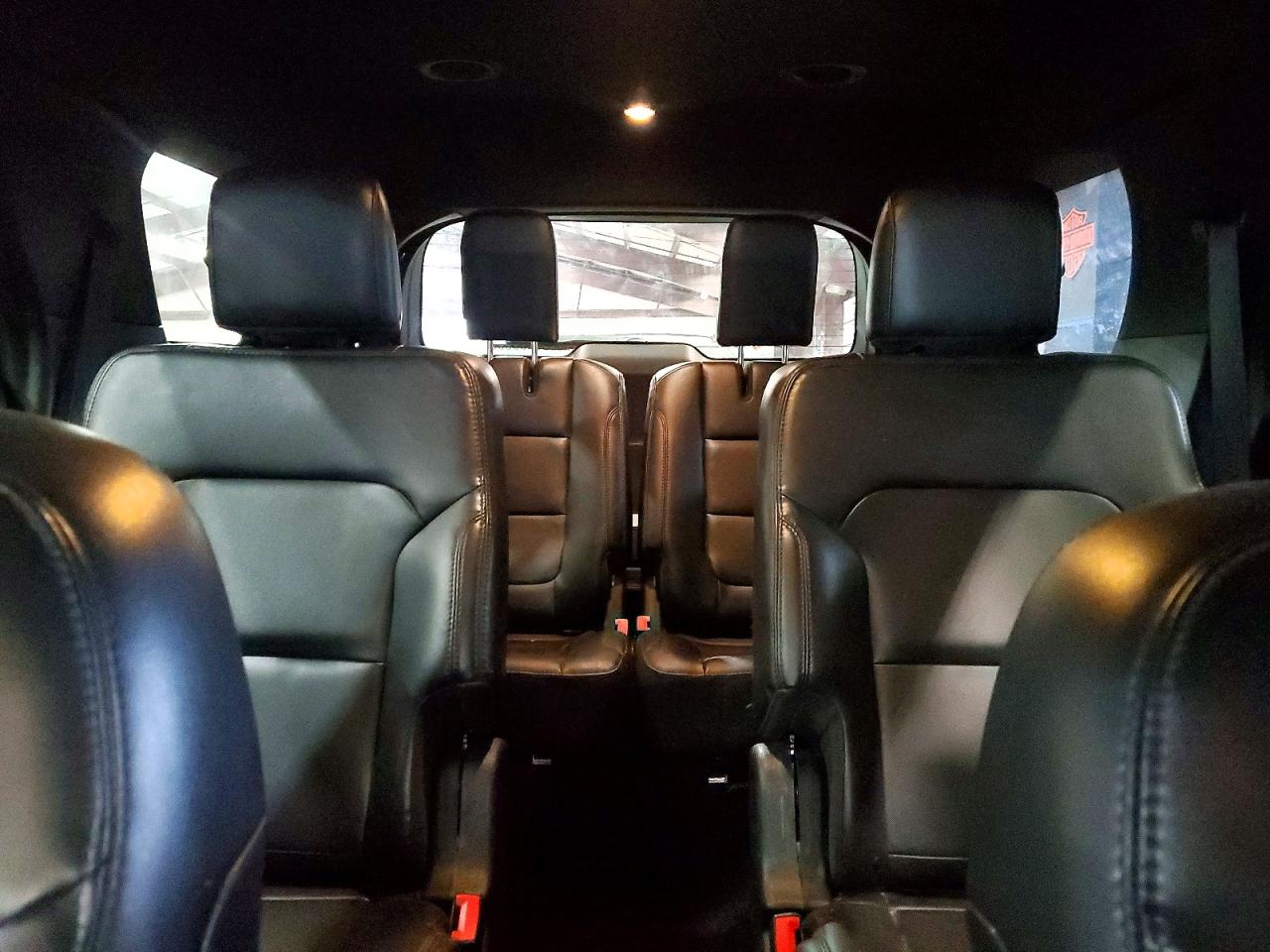 2019 Ford Explorer VIN 1FM5K7D86KGA71833 photo 10