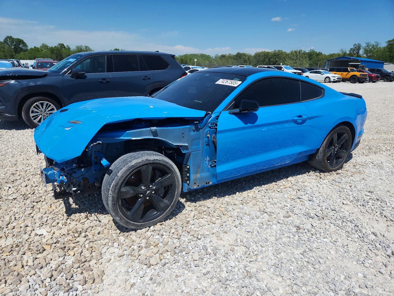 2022 Ford Mustang VIN 1FA6P8CFXN5133949 photo 1