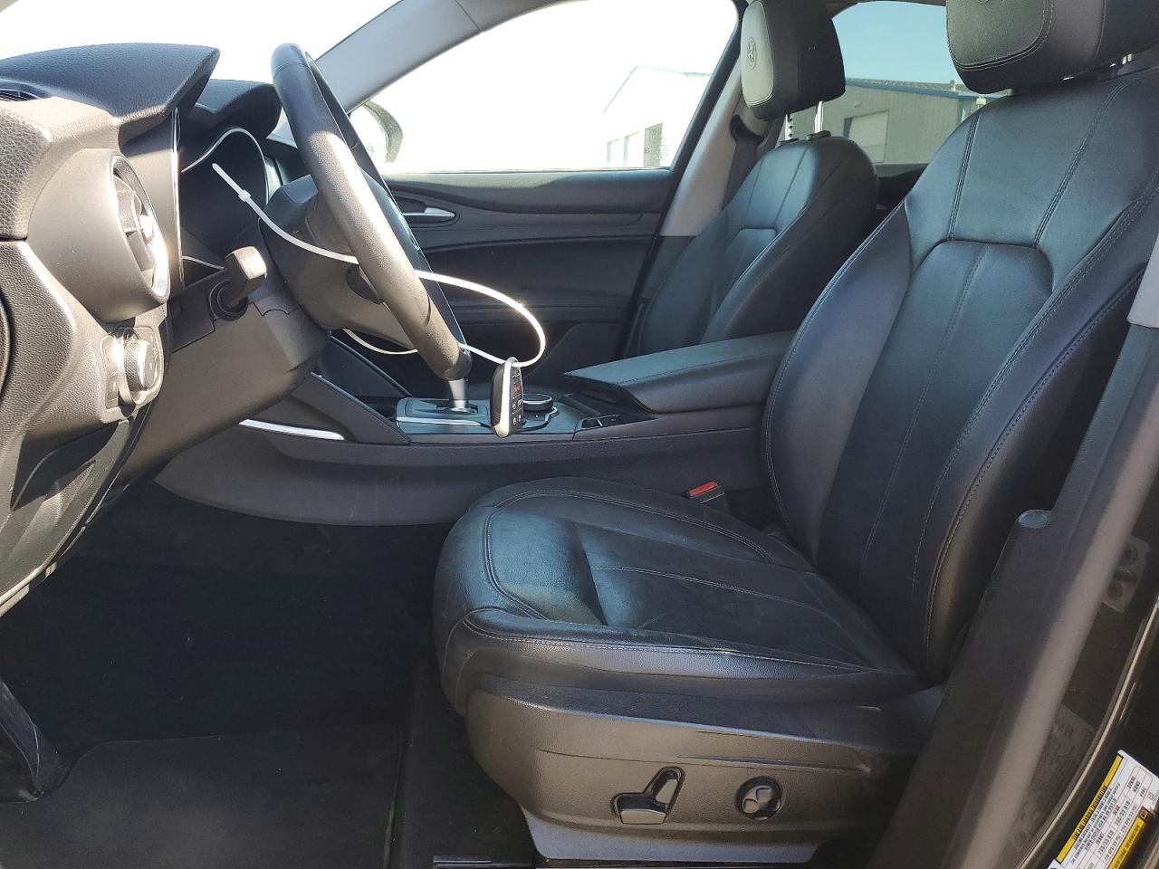 2018 Alfa Stelvio VIN ZASFAKAN3J7C07432 photo 7