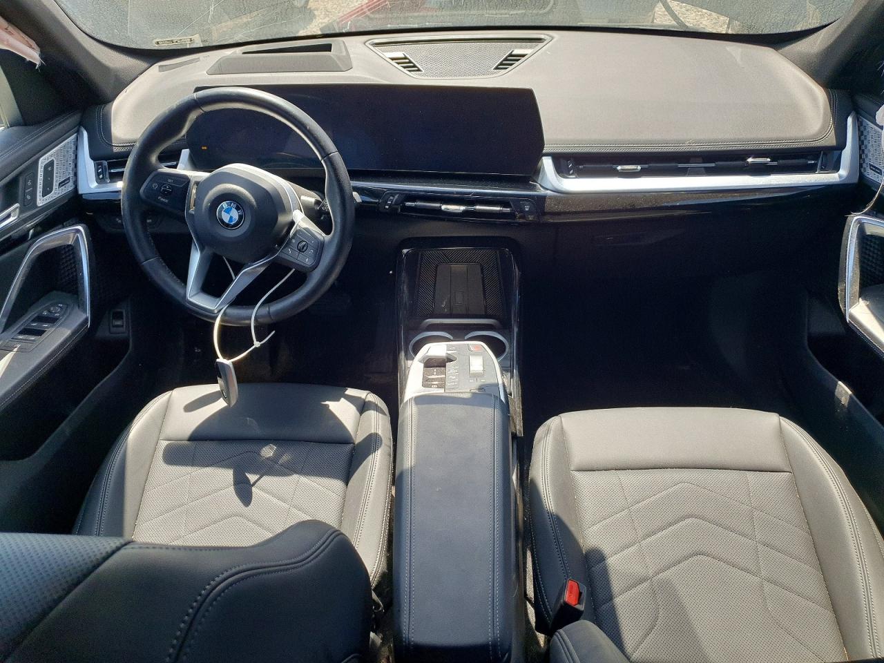 2024 BMW X1 VIN WBX73EF0XR5Z44269 photo 8