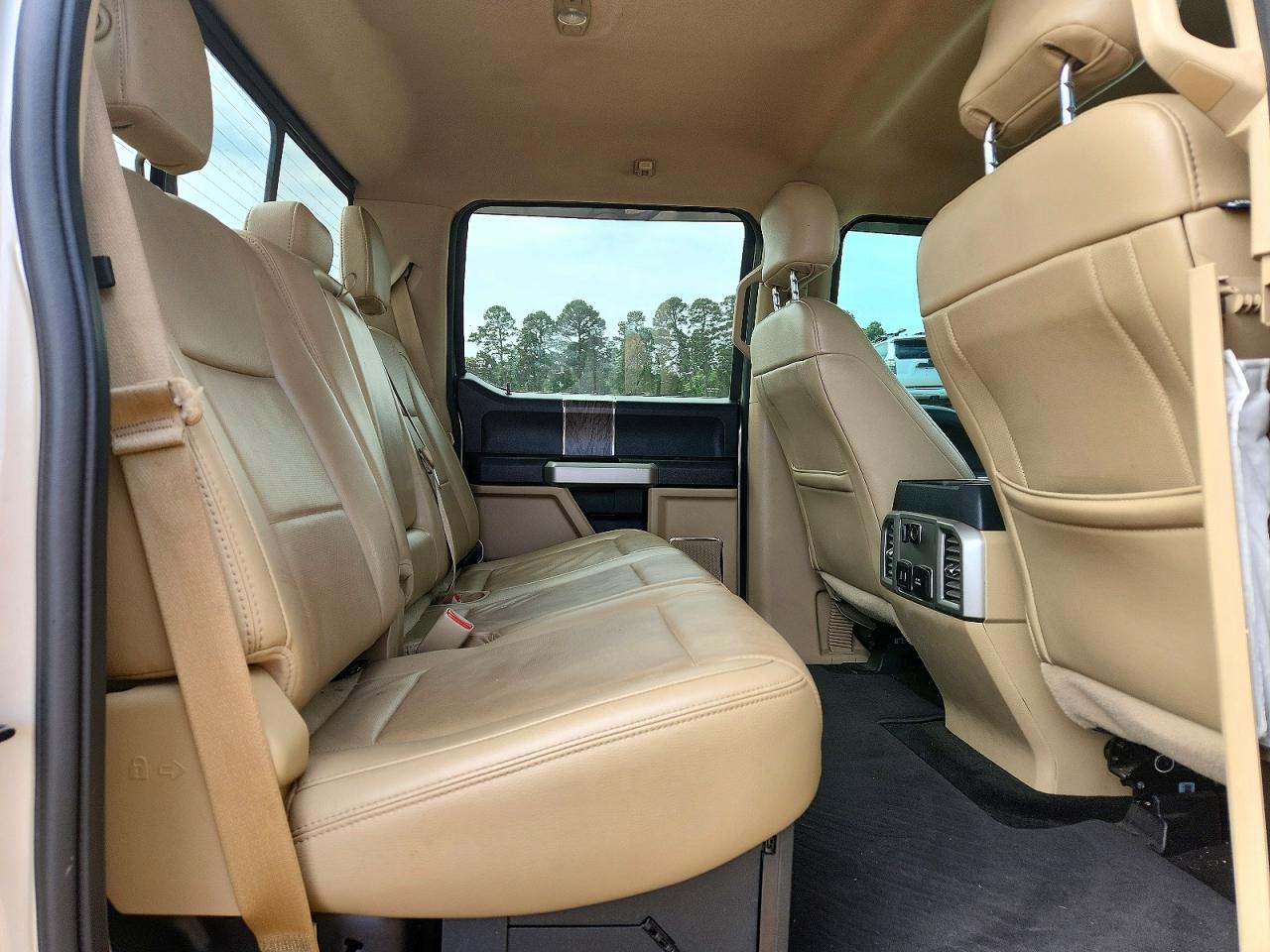 2017 Ford F250 VIN 1FT7W2B61HEE20570 photo 10