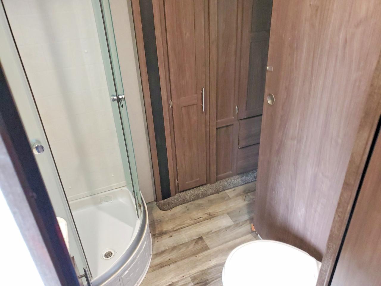 2019 KEYSTONE Hideout se VIN 4YDT38F20K7248428 photo 8
