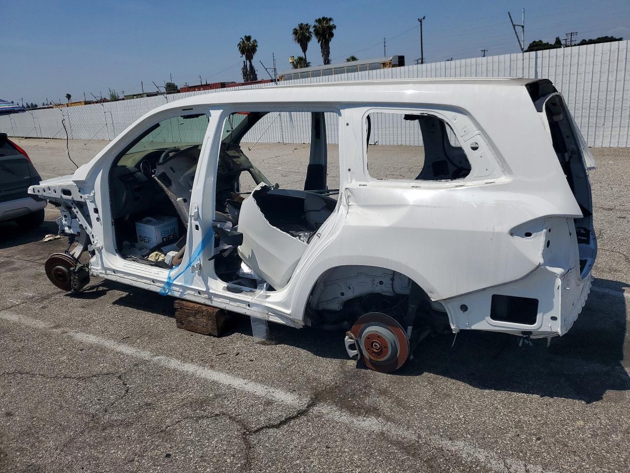 2018 Mercedes-Benz Gls-class VIN 4JGDF6EE8JB077093 photo 2
