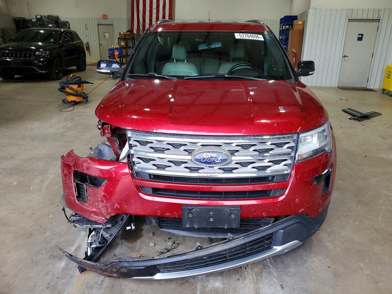 2018 Ford Explorer VIN 1FM5K7D81JGA19153 photo 5