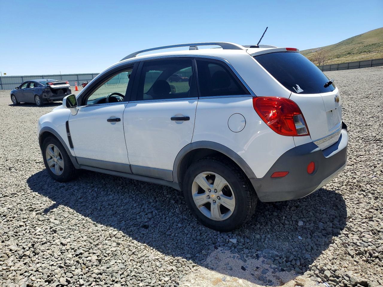 2014 Chevrolet Captiva VIN 3GNAL2EK9ES672132 photo 2
