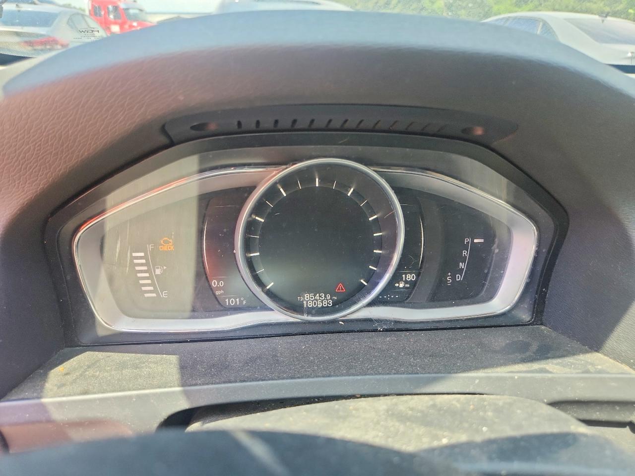 2018 VOLVO V60 VIN YV140MELXJ2389290 photo 9
