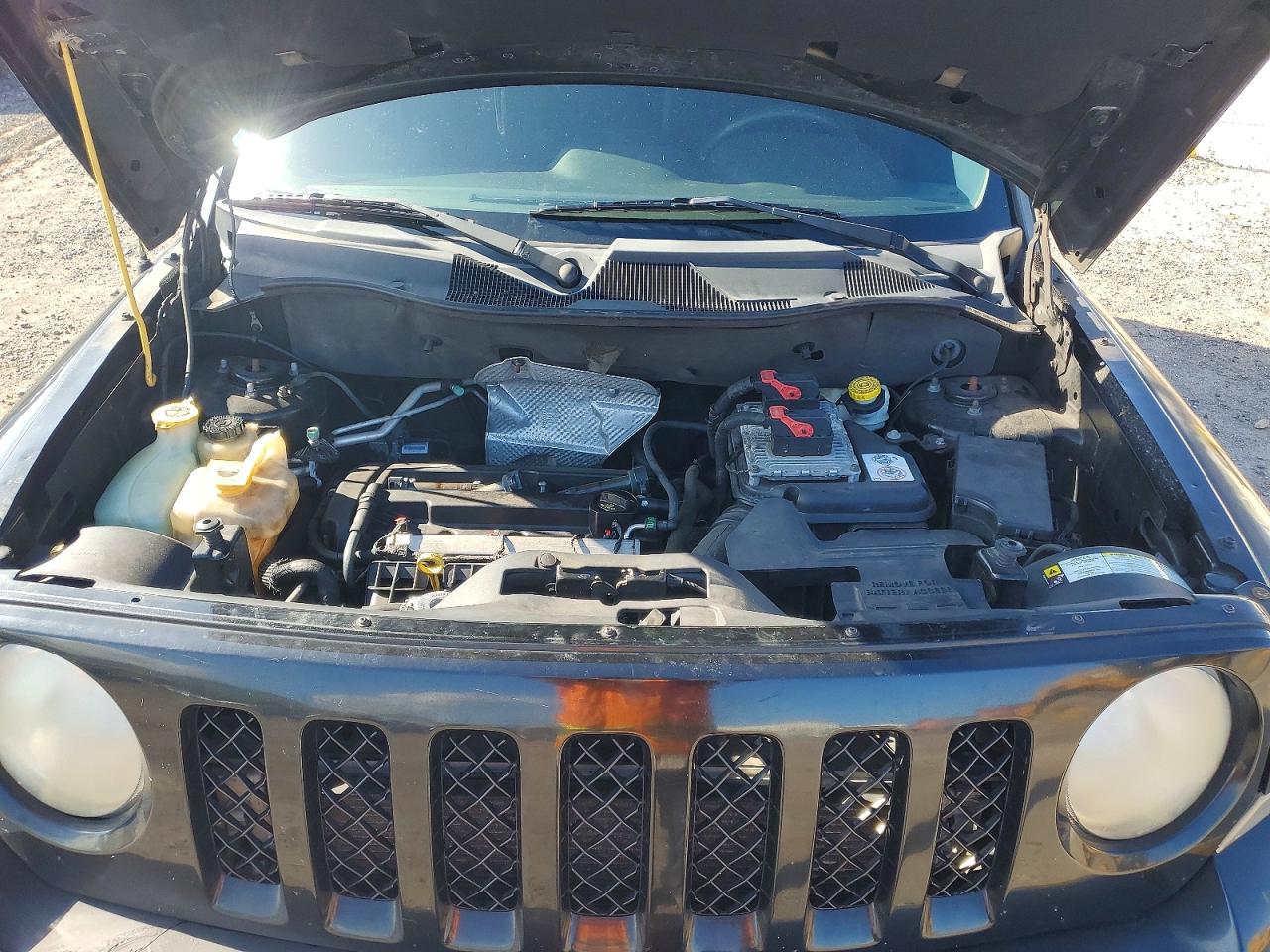 2012 Jeep Patriot VIN 1C4NJPBA5CD559428 photo 12