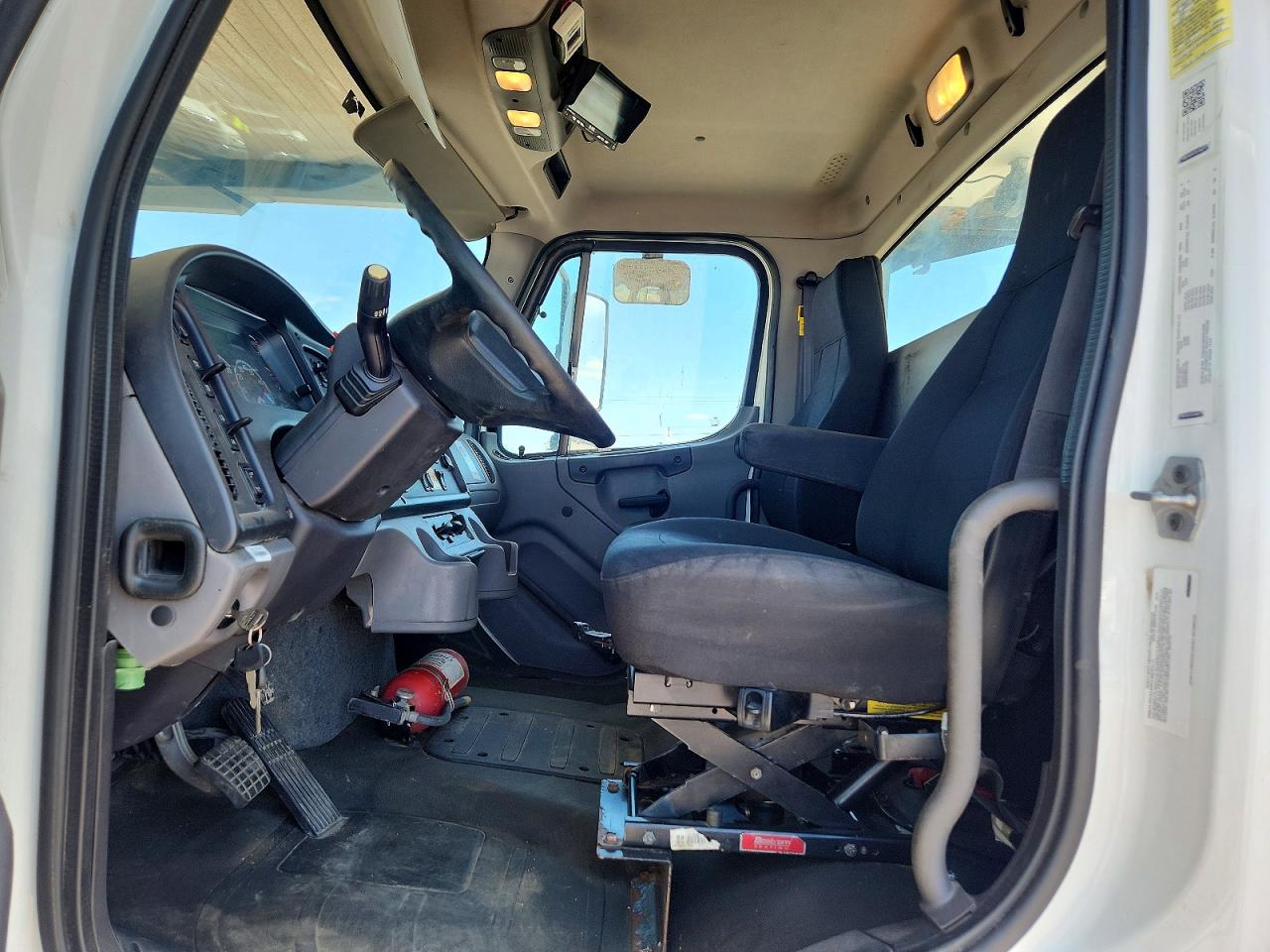 2017 FREIGHTLINER All other VIN 1FVACXCY9HHHY4639 photo 7
