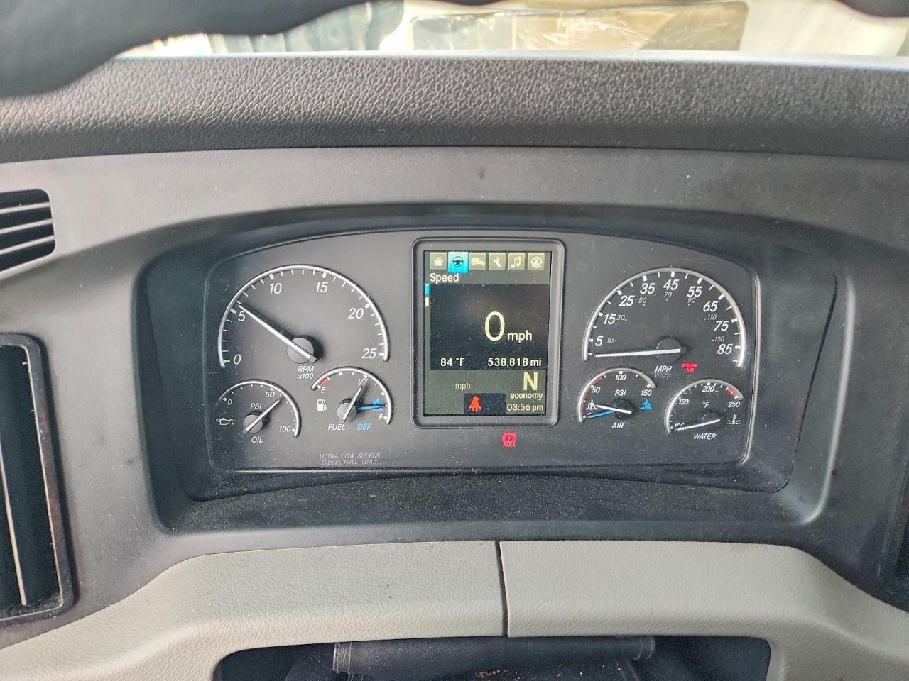2019 FREIGHTLINER All other VIN 3AKJHHDV0KSKF7638 photo 8