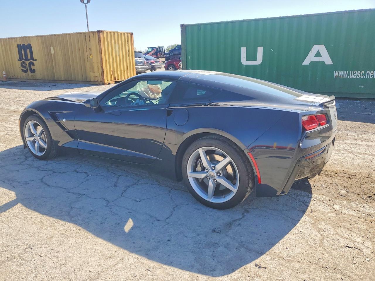 2015 Chevrolet Corvette VIN 1G1YC2D77F5124784 photo 2